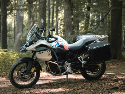 BMW F900GS Adventure: guía de mantenimiento integral | BMW Motorrad info