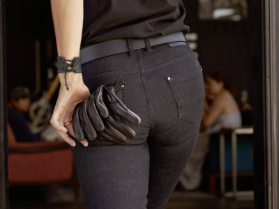Jean o textil : qué pantalones de moto BMW ¿escoge?