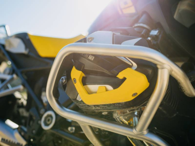 ¿Cómo instalar una barra de protección en una R1250GS? | Guía BMW Motorrad